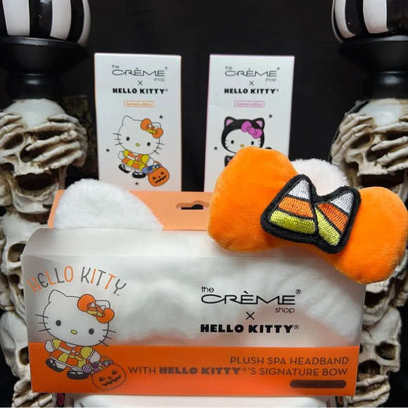 The Creme Shop x Sanrio Hello Kitty Halloween Candy Corn Spa Headband & Lotions - Picture 2 of 12